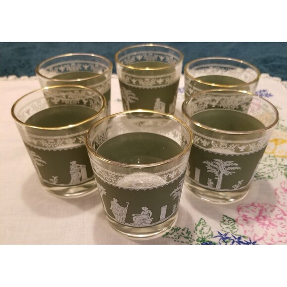 Vintage Jeannette Glass Green Hellenic Grecian Motif small glasses - Picture 3 of 11